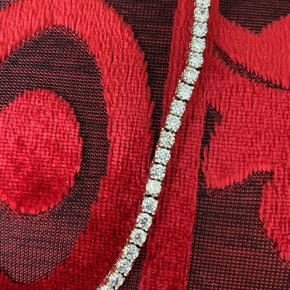 Sterling silver CZ‘s 18 inch necklace - Picture 2 of 13